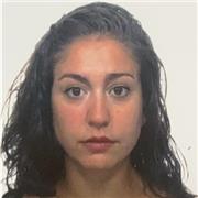 Graduada en Historia del Arte imparte clases de Geografía e Historia, Historia del Arte y Fundamentos del Arte a alumnos de ESO Y Bachillerato